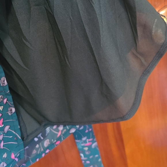 The CUTEST mushroom 🍄 dress - Picture 6 of 7